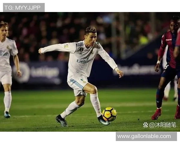 个性鲜明的足球明星名字探索与解析让我们一起揭开他们背后的故事与魅力