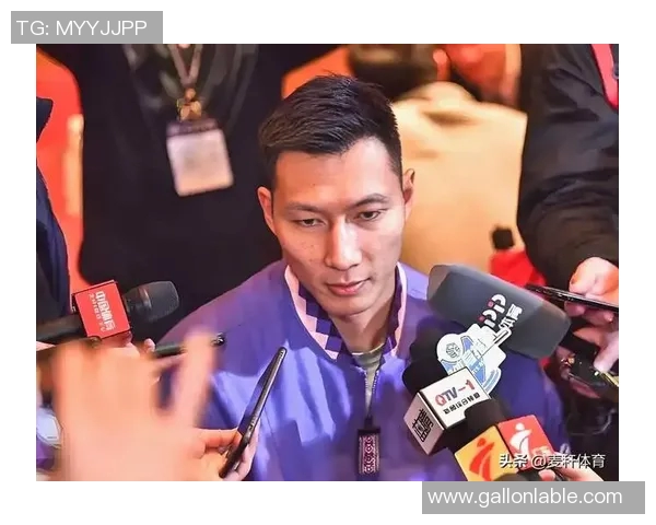 易建联的篮球传奇之路:从青涩少年到中国篮球的领军人物 易建联的篮球传奇之路:从青涩少年到中国篮球的领军人物